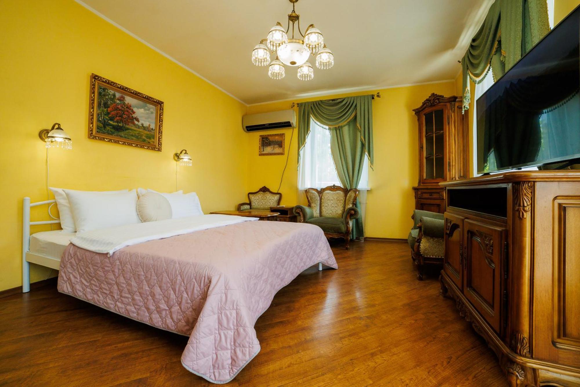 Квартира Антиквара У Центрі Полтави Мережа Alexapartments Документи Для Відряджень Безконтатне Заселення Цілодобово Poltava Exterior foto
